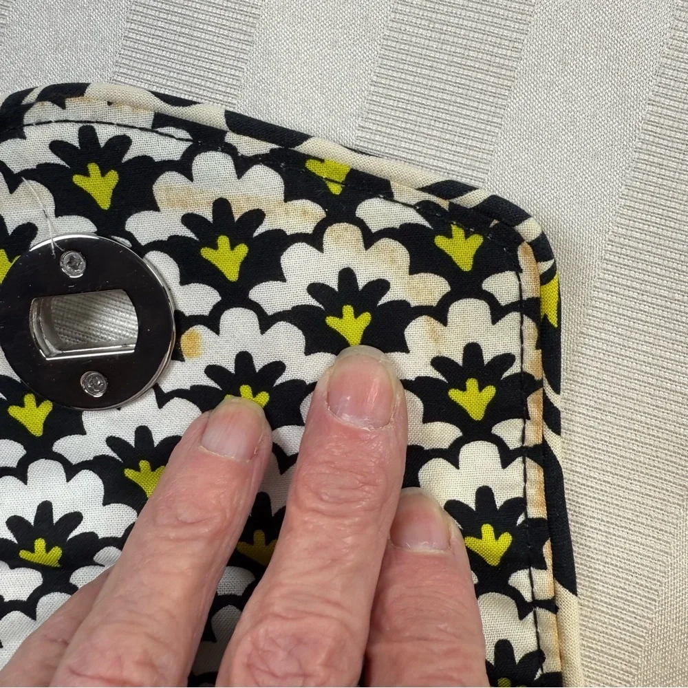 Vera Bradley Smartphone Turnlock Wristlet Fanfare